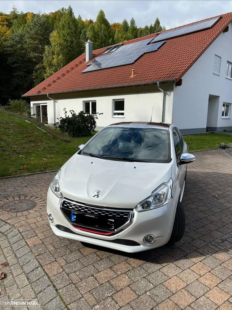 Peugeot 208 - 14