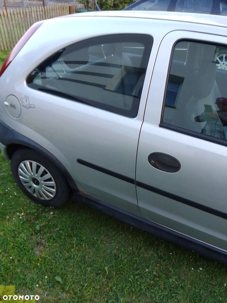 Opel Corsa 1.0 12V Base / Start - 3