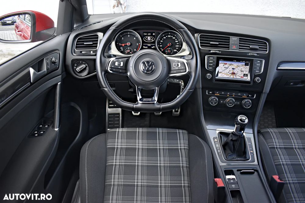 Volkswagen Golf GTD BlueMotion Technology - 6