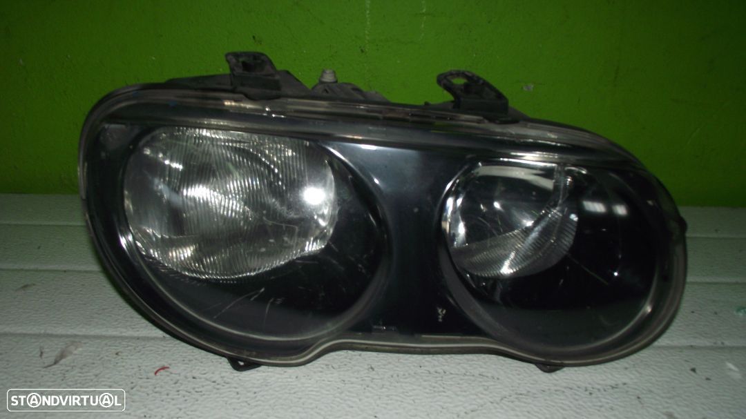 Farol Direito Mg Zr - 2000 / 2005 - 1