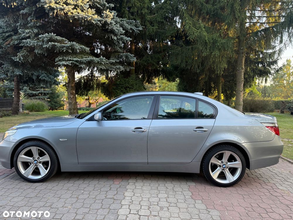 BMW Seria 5 525d - 5