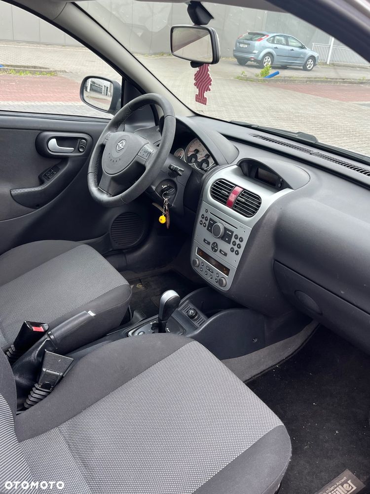 Opel Corsa 1.2 16V Sport EasyTronic - 5