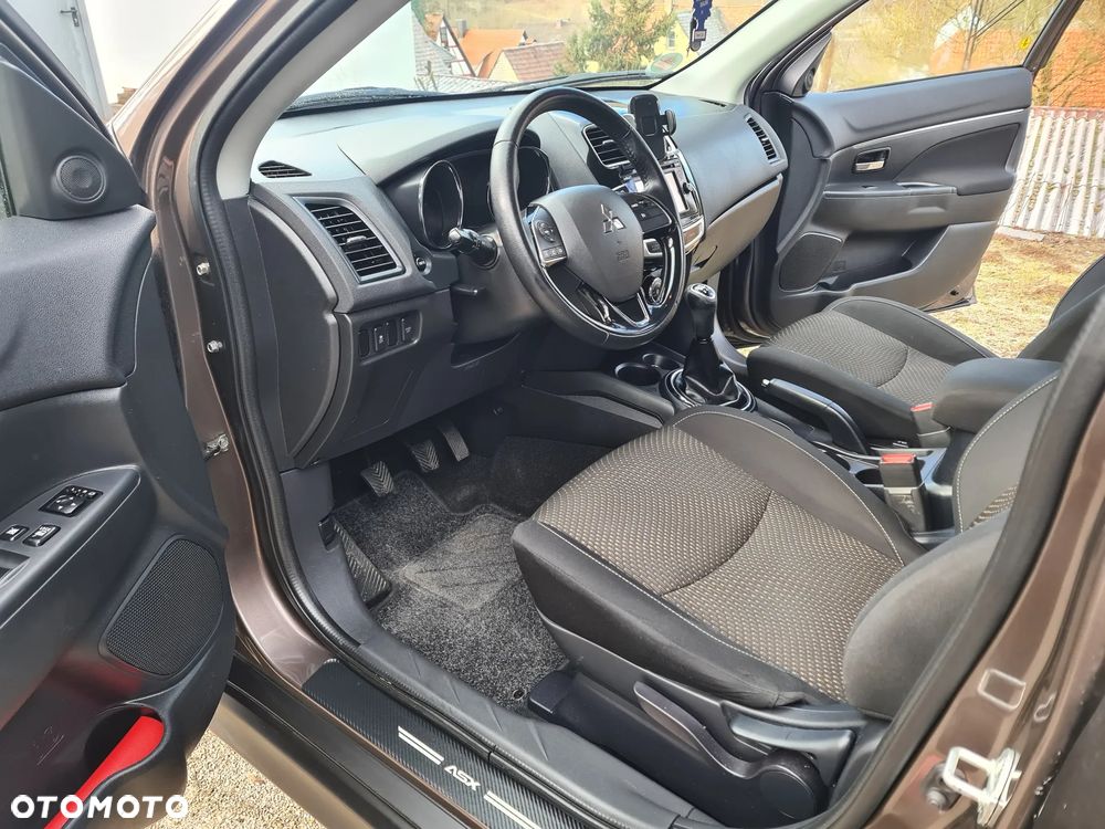 Mitsubishi ASX - 7