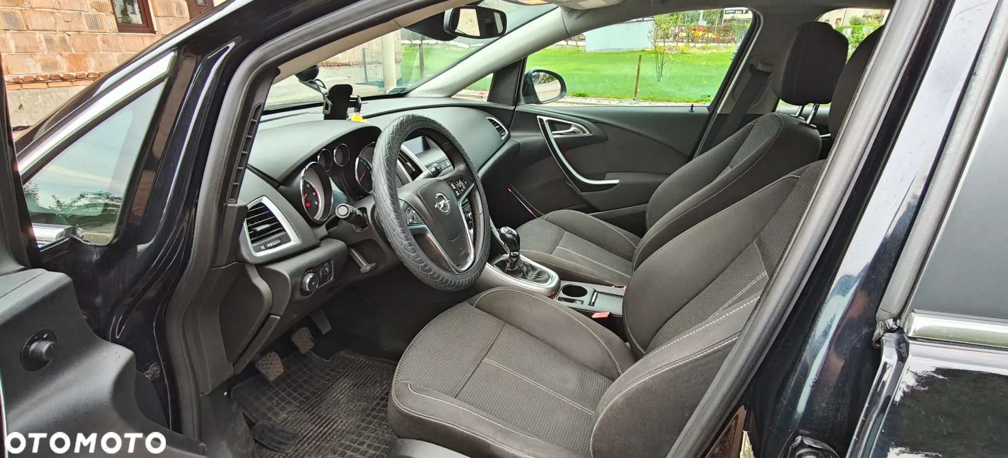 Opel Astra IV 1.4 T Cosmo - 8