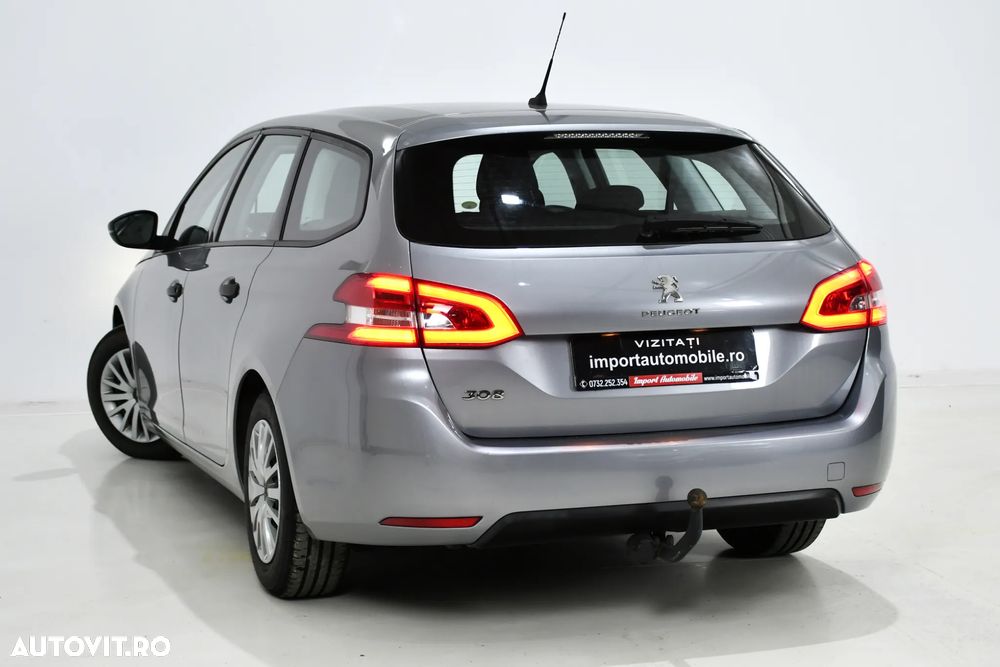 Peugeot 308 - 11