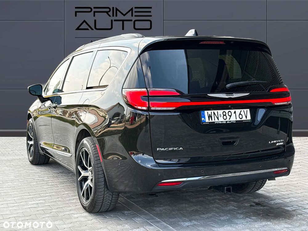 Chrysler Pacifica - 10