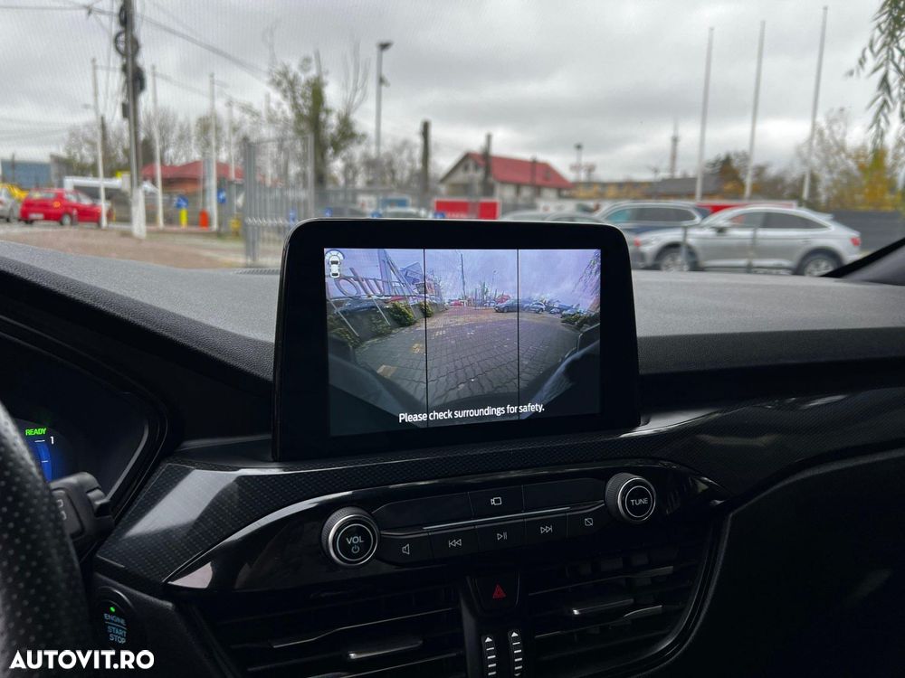 Ford Kuga 2.5 Duratec FHEV FWD ST Line - 28