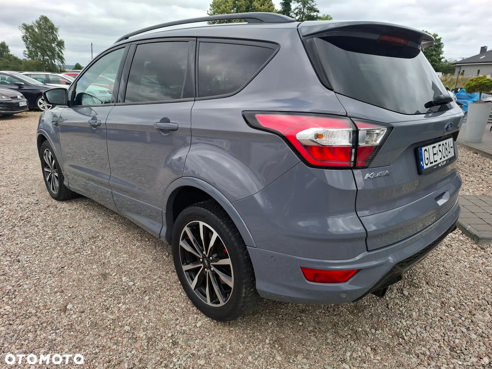 Ford Kuga 1.5 EcoBoost 2x4 ST-Line - 7