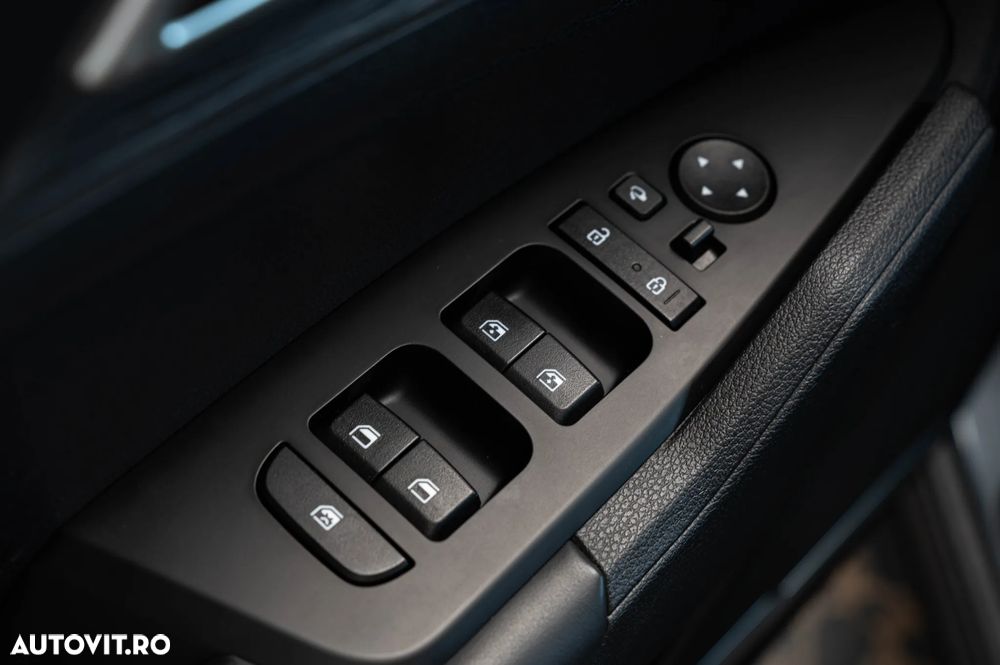 KIA Sportage 2023 — imagine 18