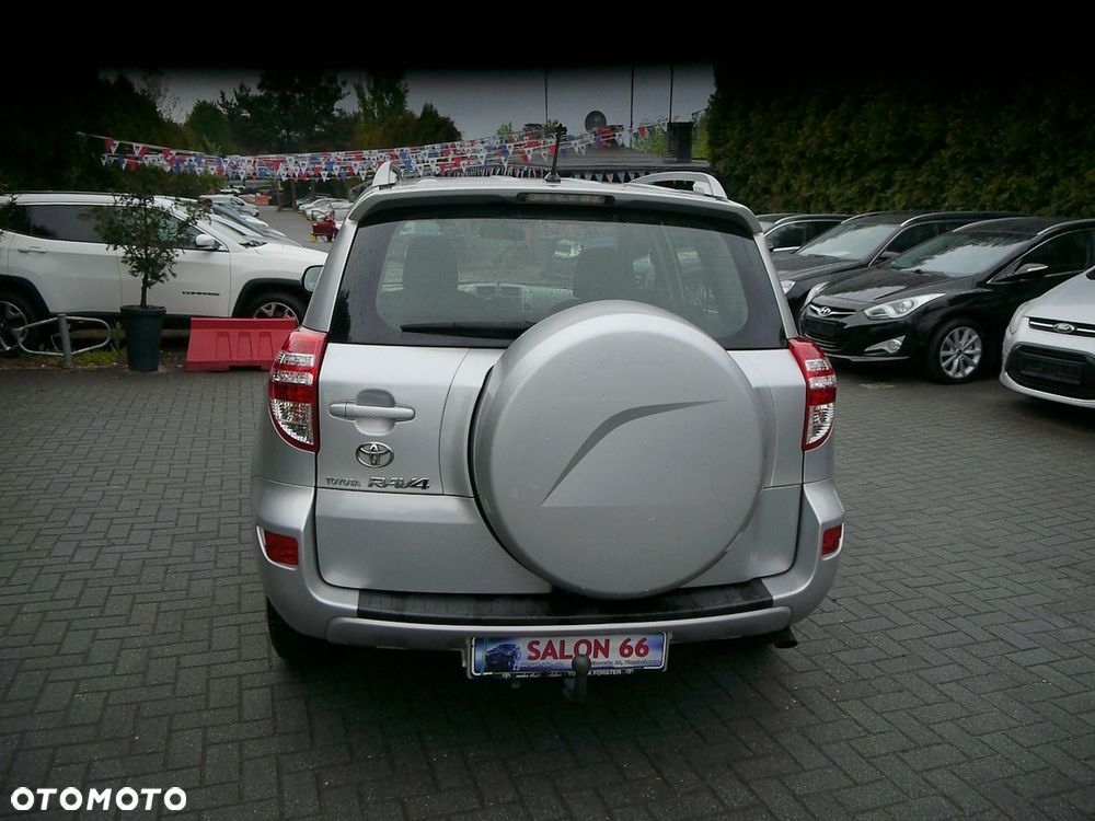 Toyota RAV4 2.2 D-4D 4x4 Sol - 18