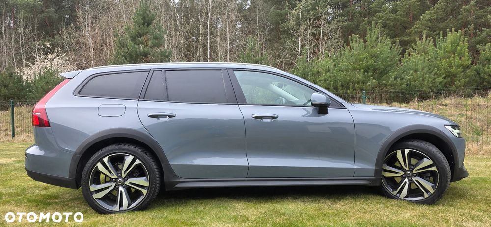 Volvo V60 Cross Country B4 D AWD - 13