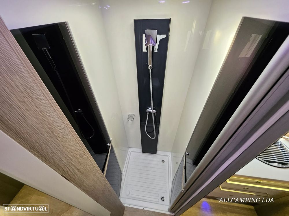 Chausson Flash Salão "Maxi Lounge+Cama de Casal Elétrica - 27