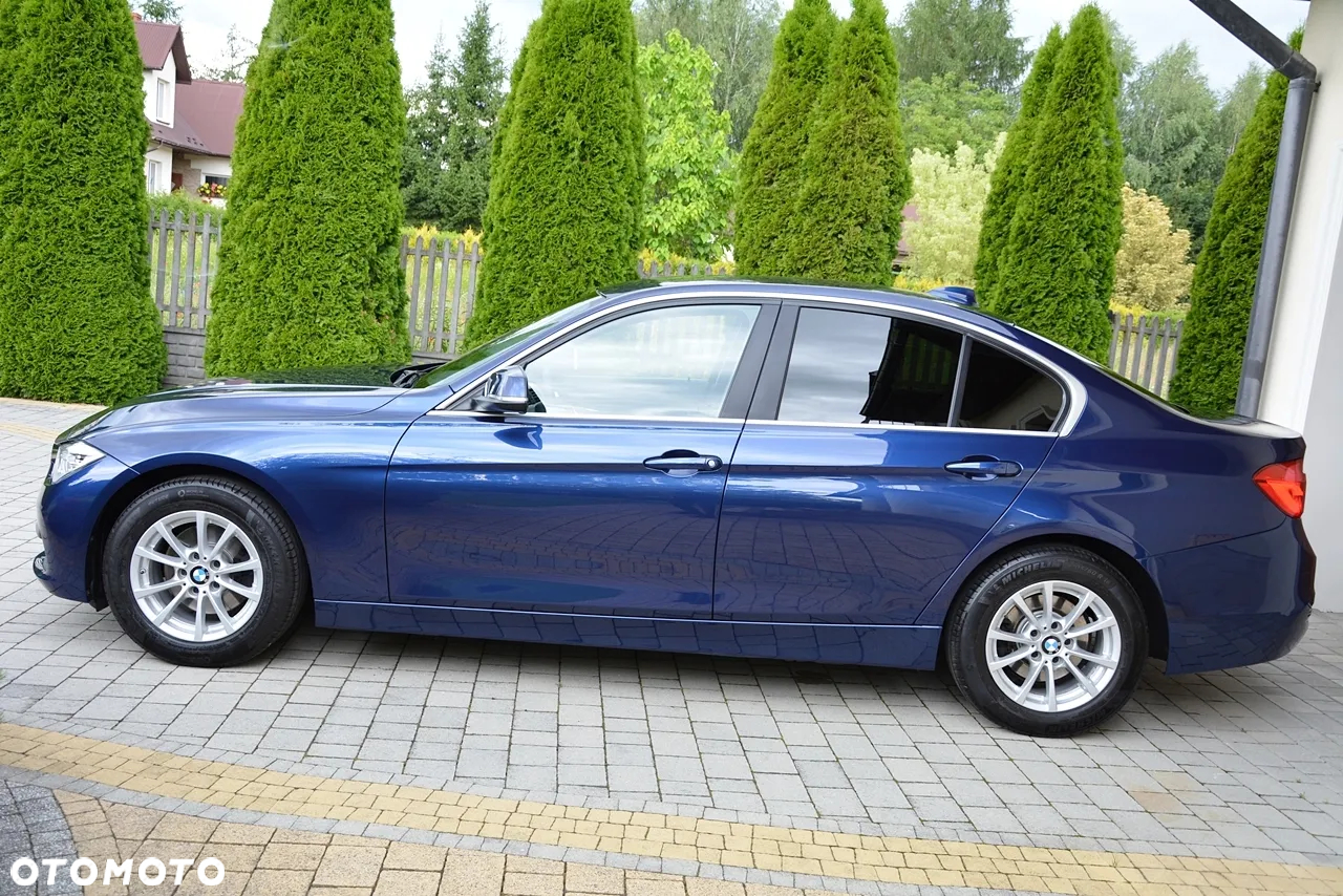 BMW Seria 3 320d - 15
