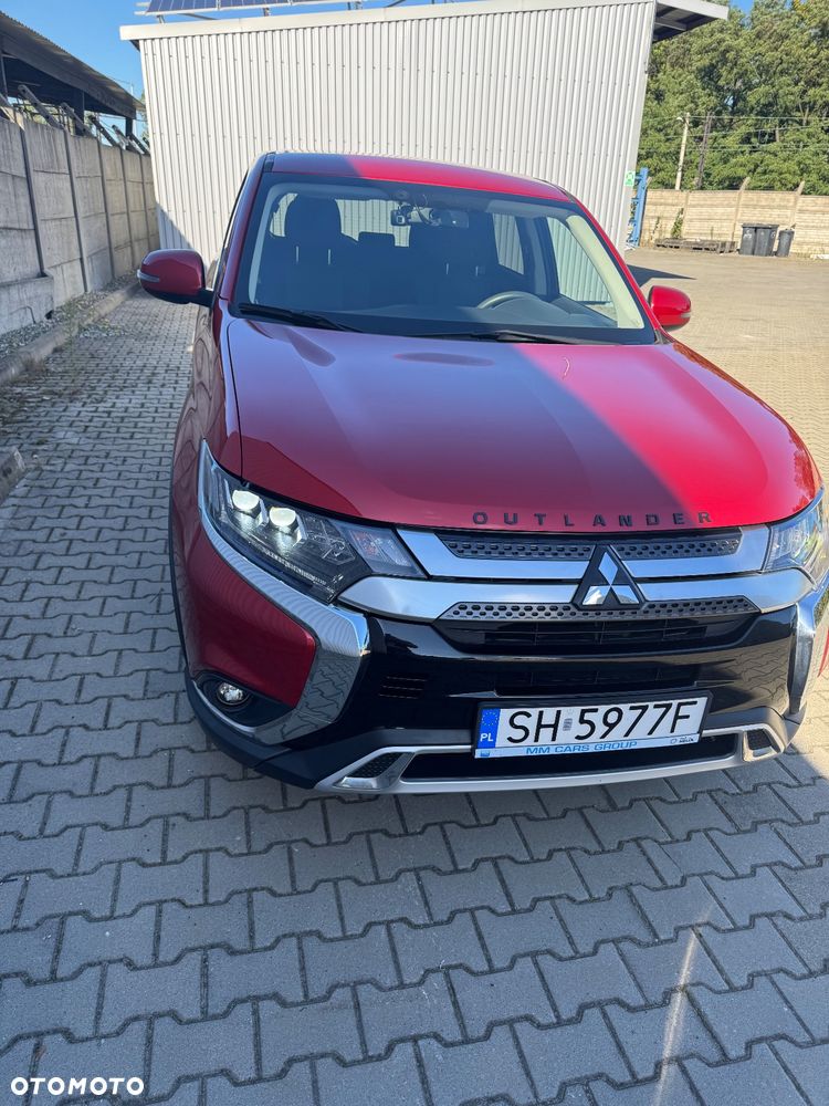 Mitsubishi Outlander - 13