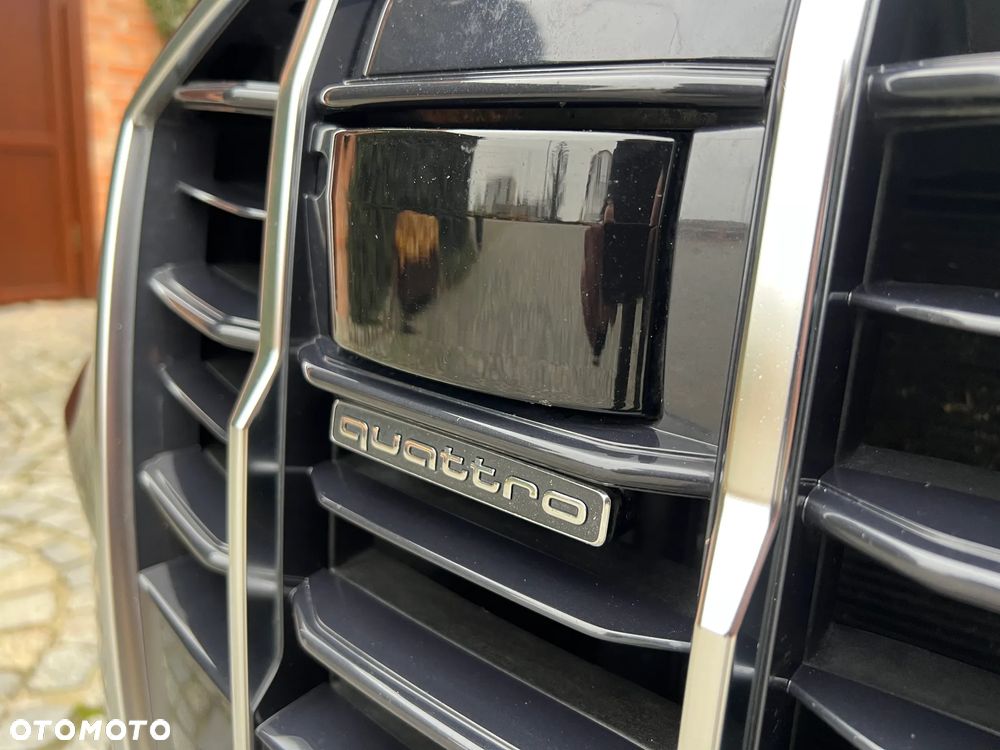 Audi Q7 - 30