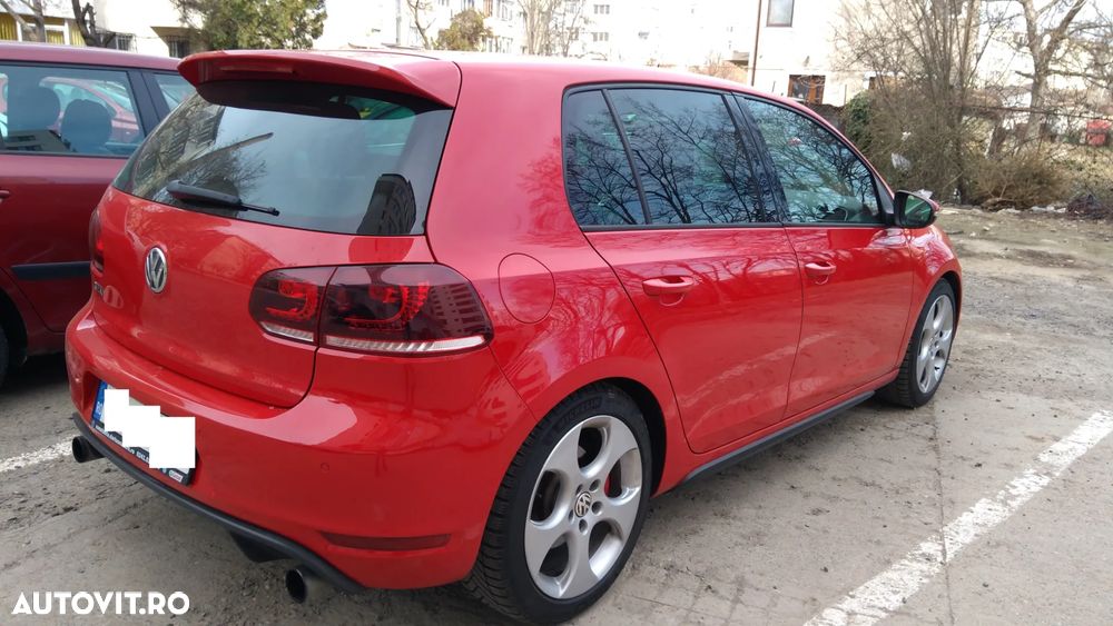 Volkswagen Golf - 3