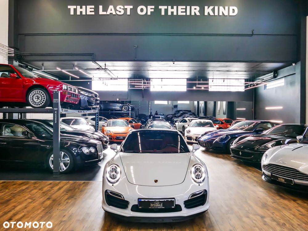 Porsche 911 Turbo S - 2