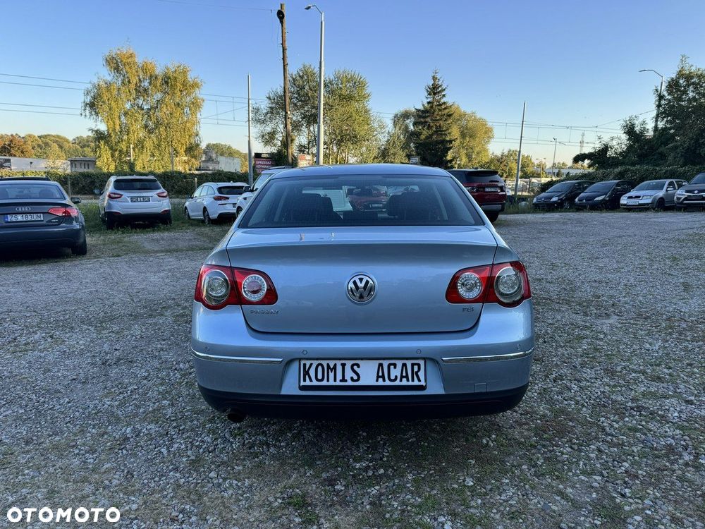 Volkswagen Passat - 34