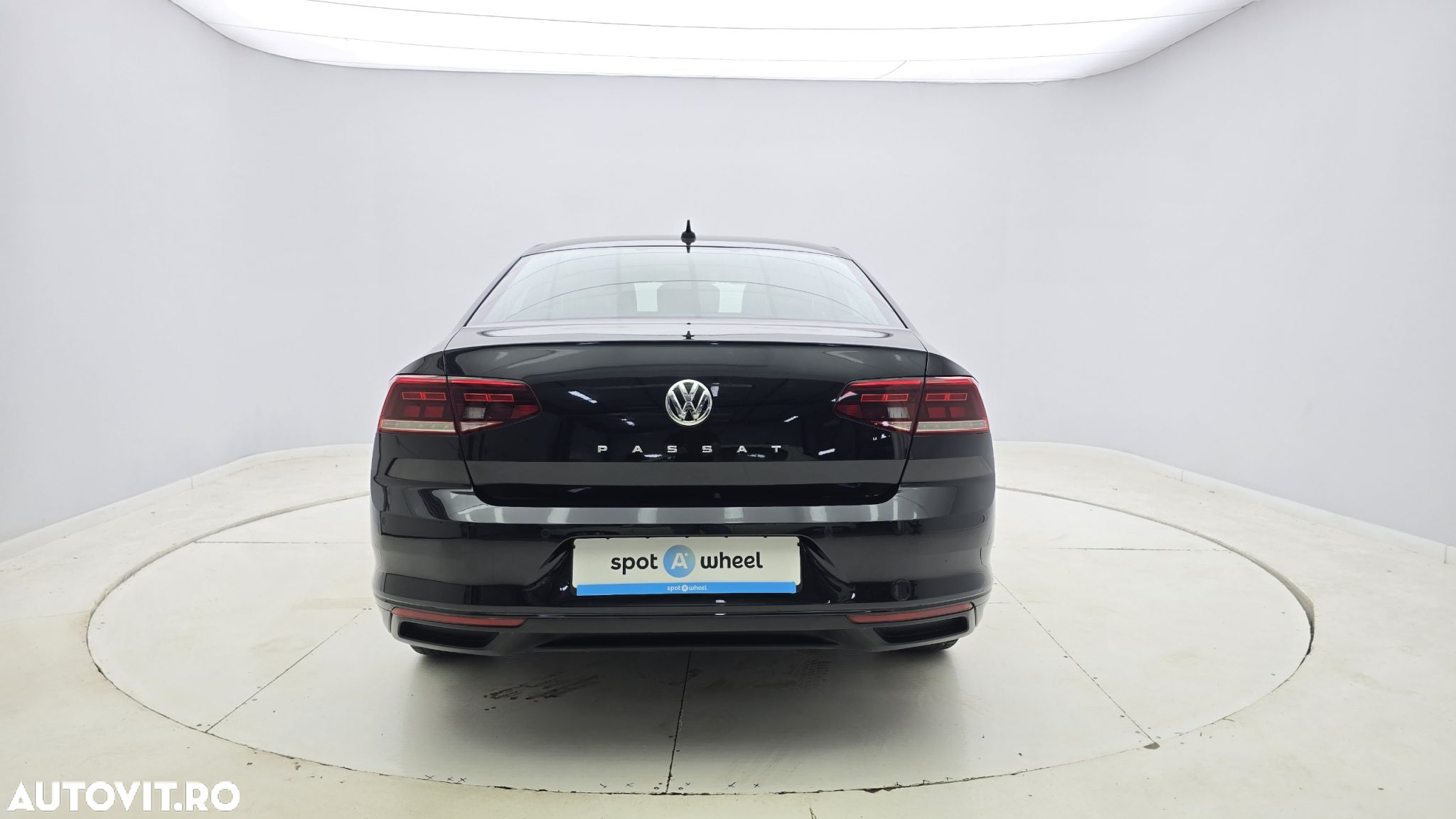 Volkswagen Passat 2.0 TDI DSG Comfortline - 7