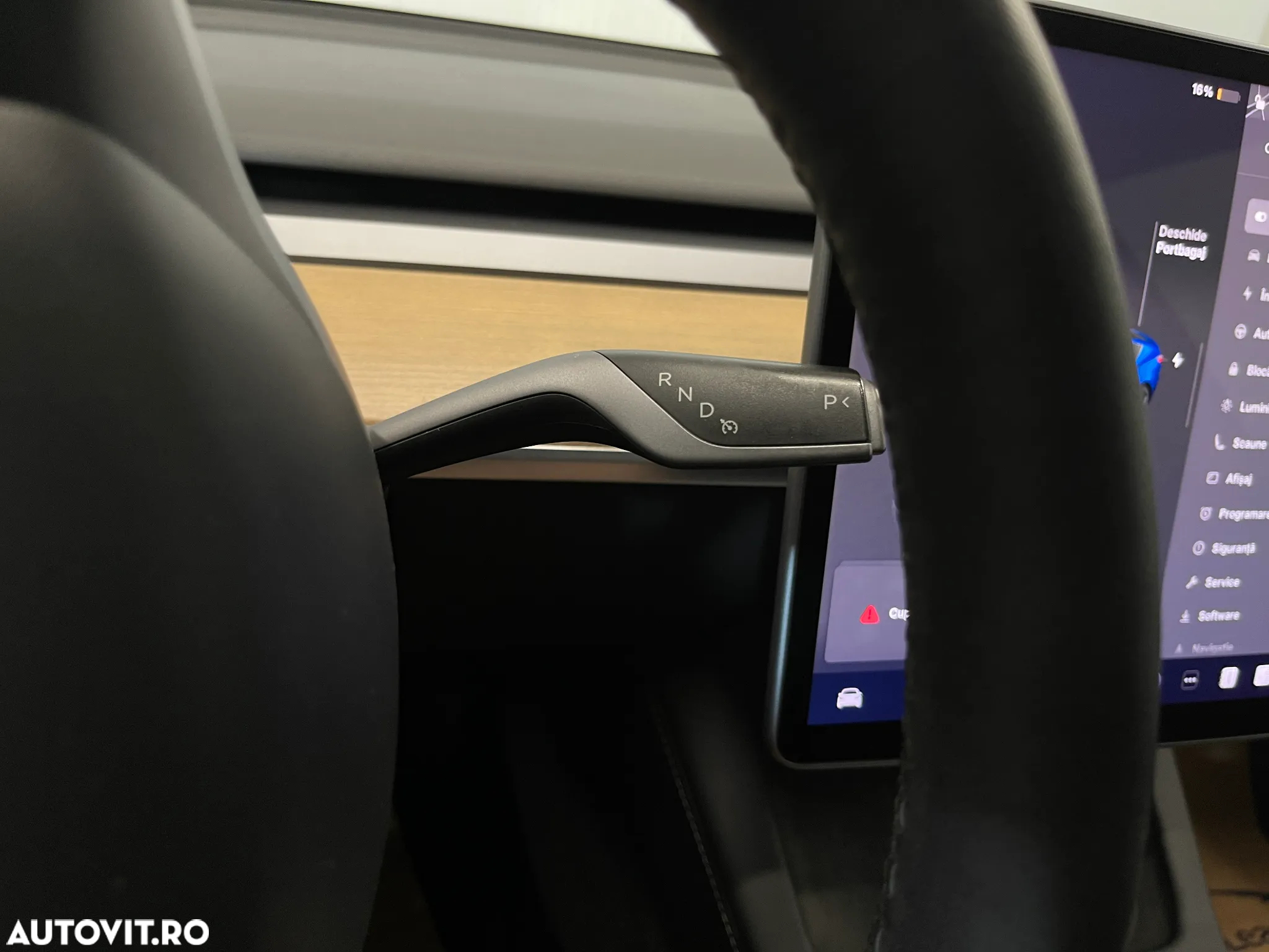 Tesla Model 3 Langstreckenbatterie Allradantrieb Dual Motor - 23