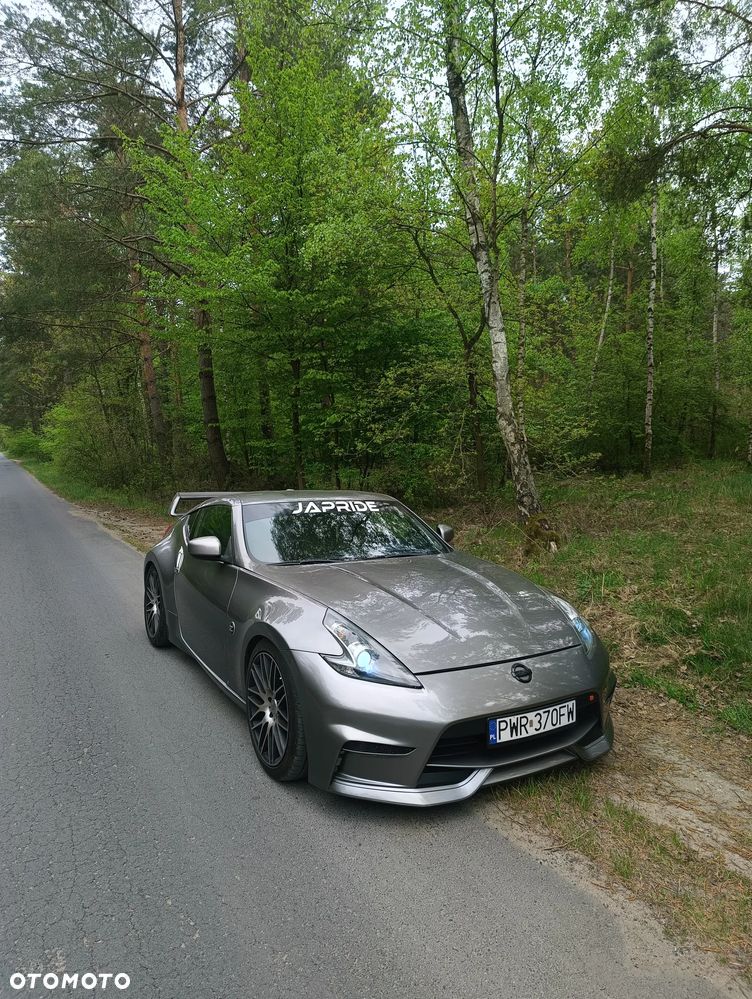 Nissan 370 Z - 3