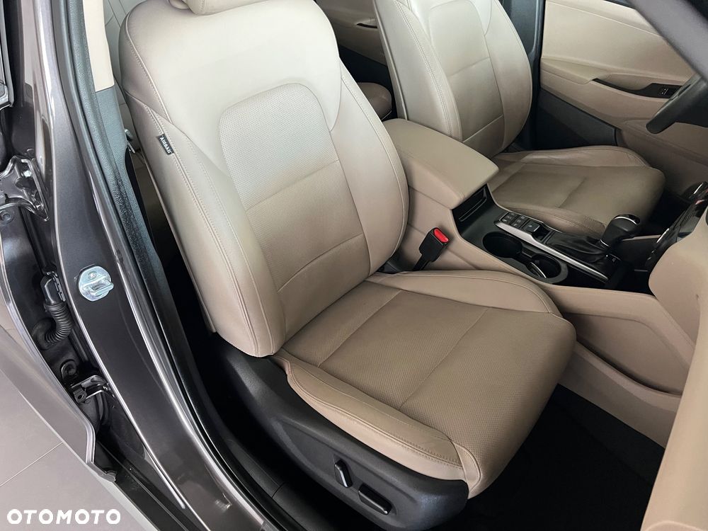 Hyundai Tucson - 36