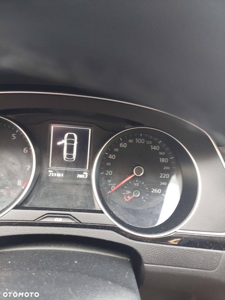 Volkswagen Passat 2.0 TSI Elegance DSG - 6