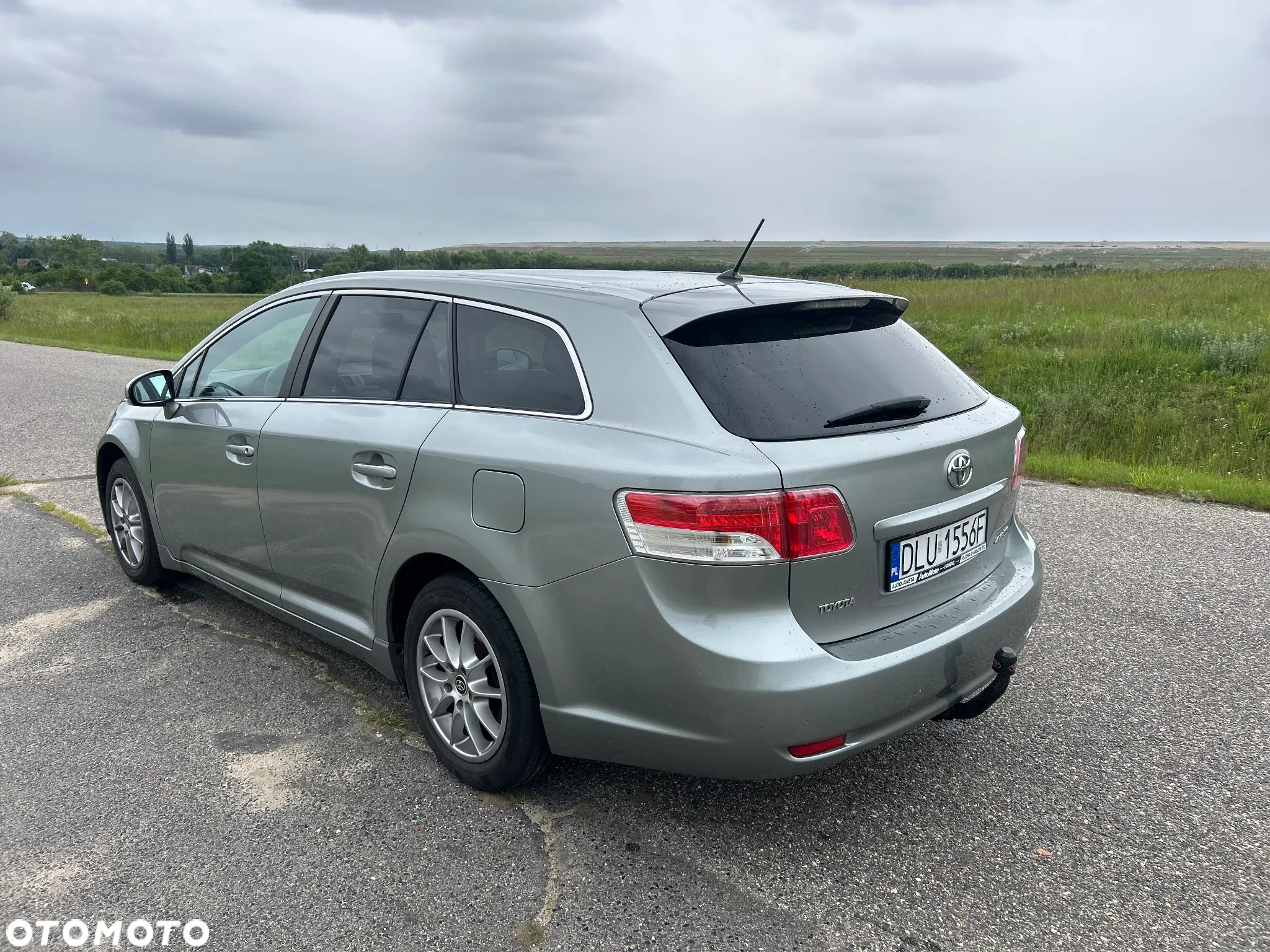 Toyota Avensis 2.0 D-4D Premium - 5