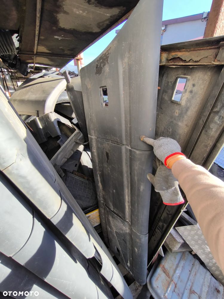 Zabudowa Miedzyosiowa Scania R, 4 spoiler osłona - 4