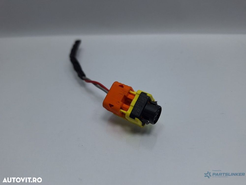 Mufa conector 2 pini SKODA OCTAVIA Combi 5E5 2012 - > TDI CKFC, CRMB, CYKA 8K0971613 - 3