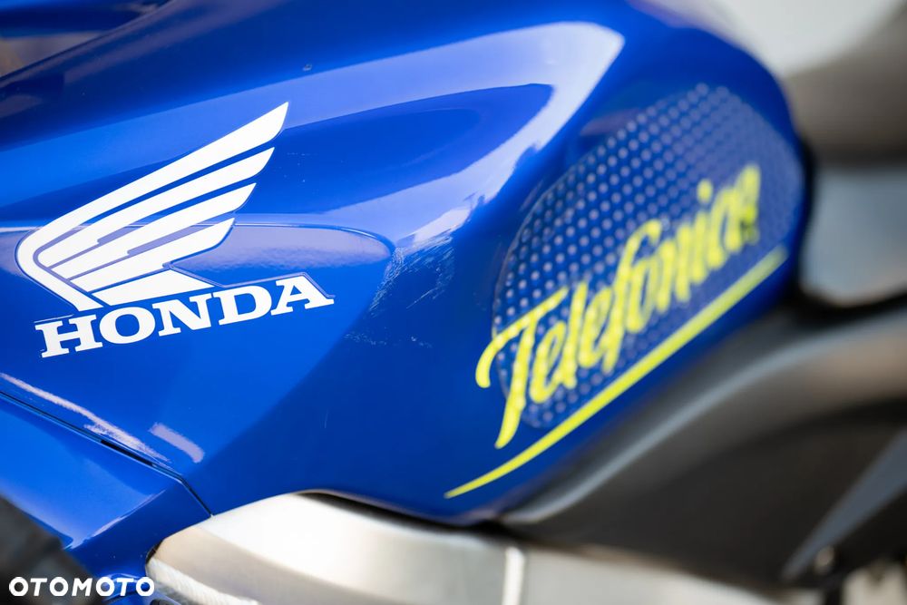 Honda CBR - 9