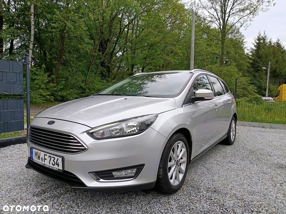 Ford Focus 1.0 EcoBoost STart-Stopp-System TITANIUM - 4