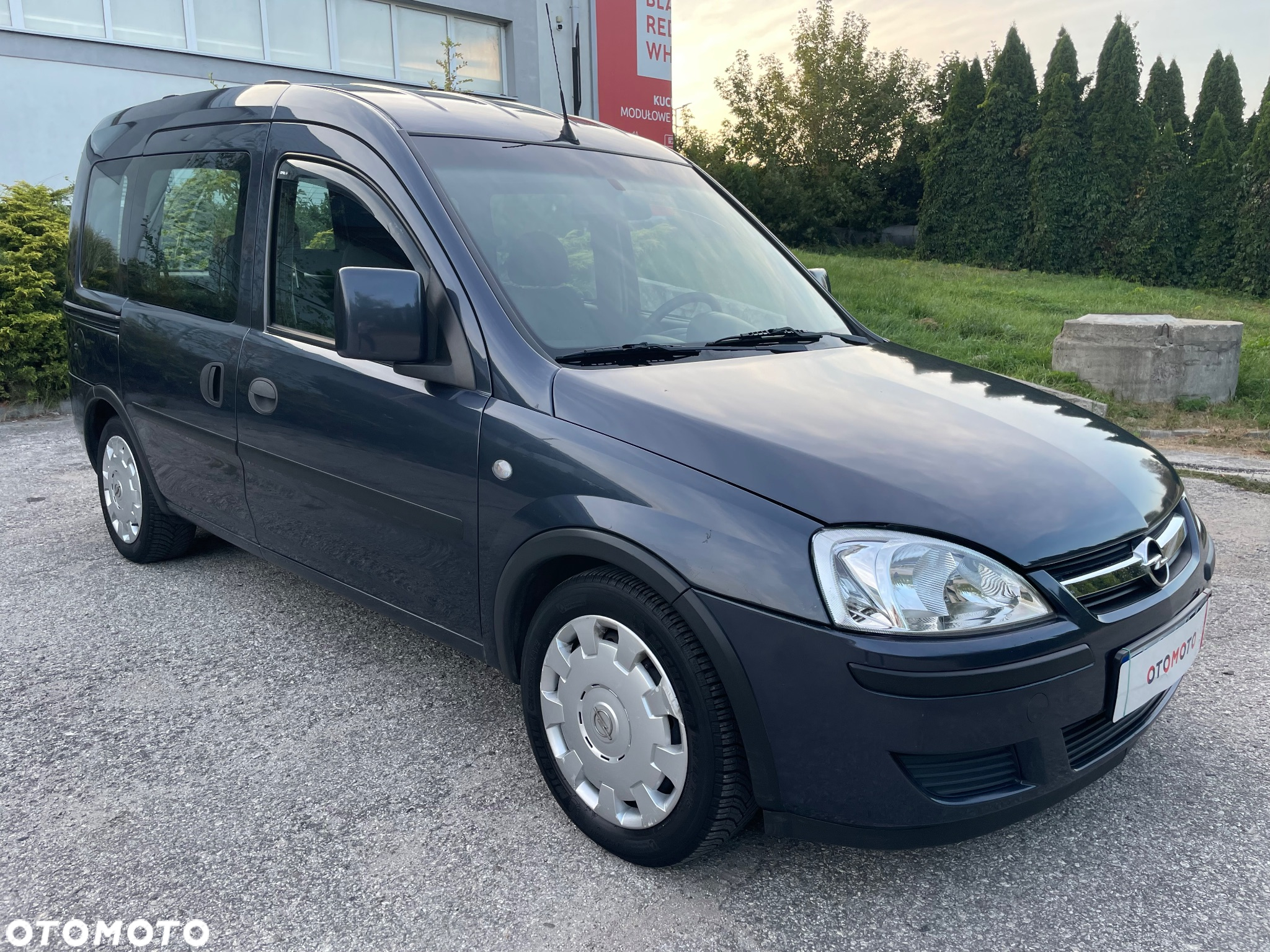 Opel Combo Tour 1.4 Enjoy - 24