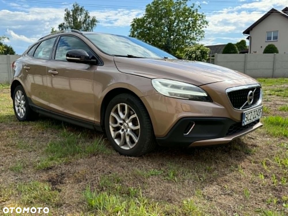 Volvo V40 Cross Country D3 Momentum - 3