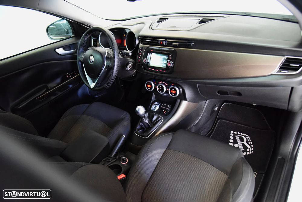 Alfa Romeo Giulietta 1.6 JTDm Sport - 19