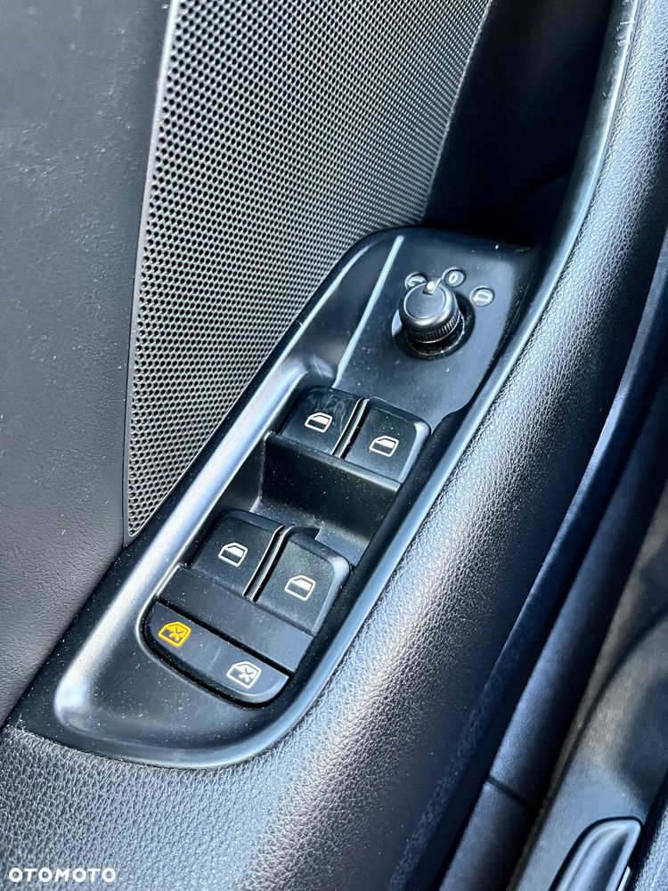 Audi A3 Sportback 1.6 TDI S tronic Attraction - 26