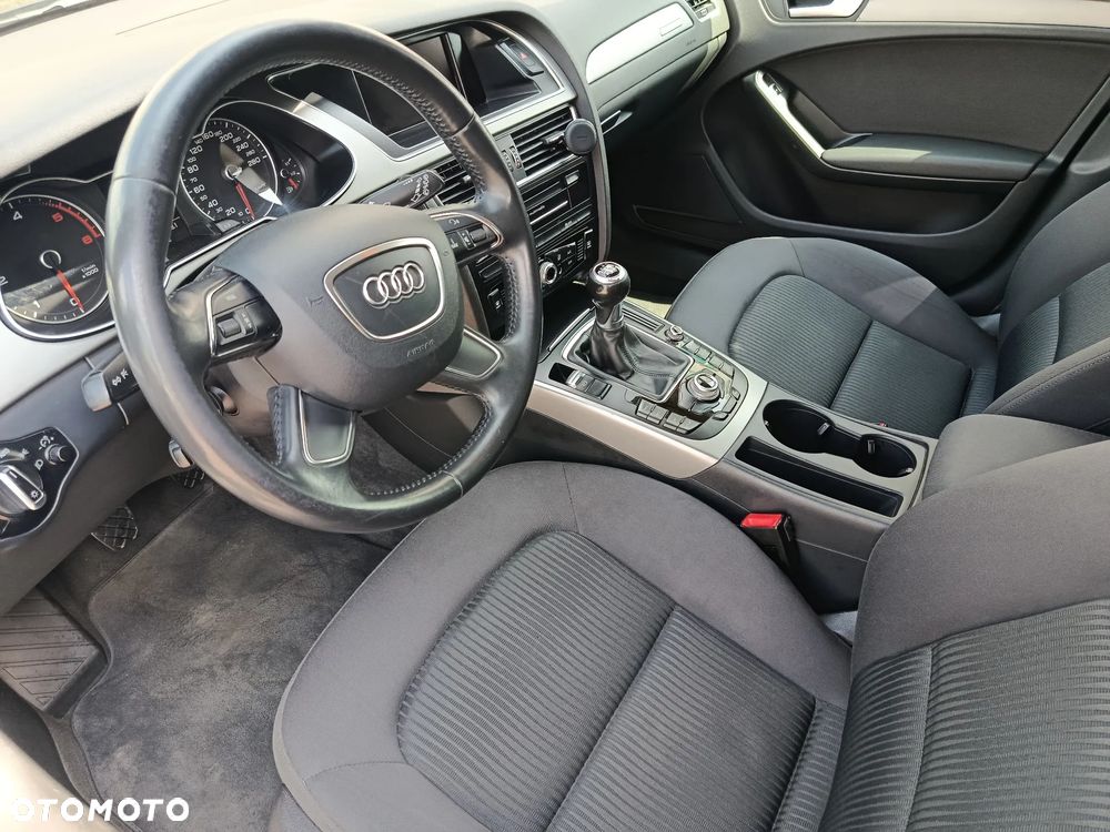 Audi A4 Avant 2.0 TDI quattro - 10