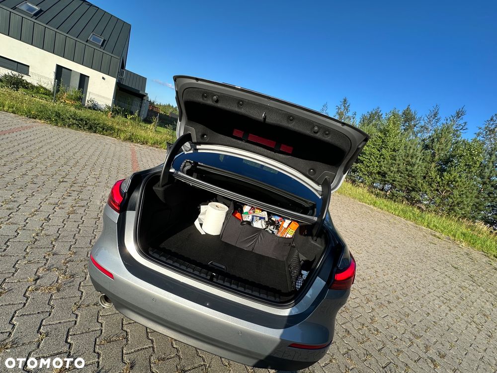 BMW Seria 2 218i - 11