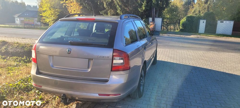 Skoda Octavia - 3