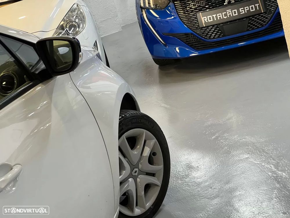 Renault Zoe (c/ Bateria) 41 kwh Intens - 33