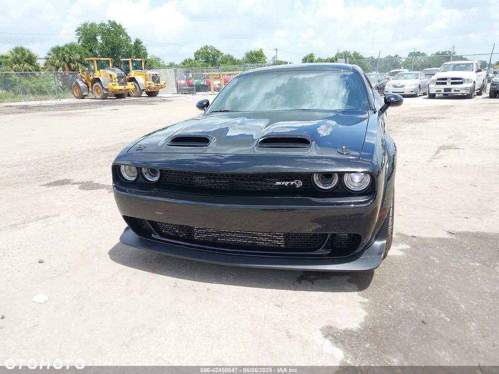 Dodge Challenger 6.4 Scat Pack - 6