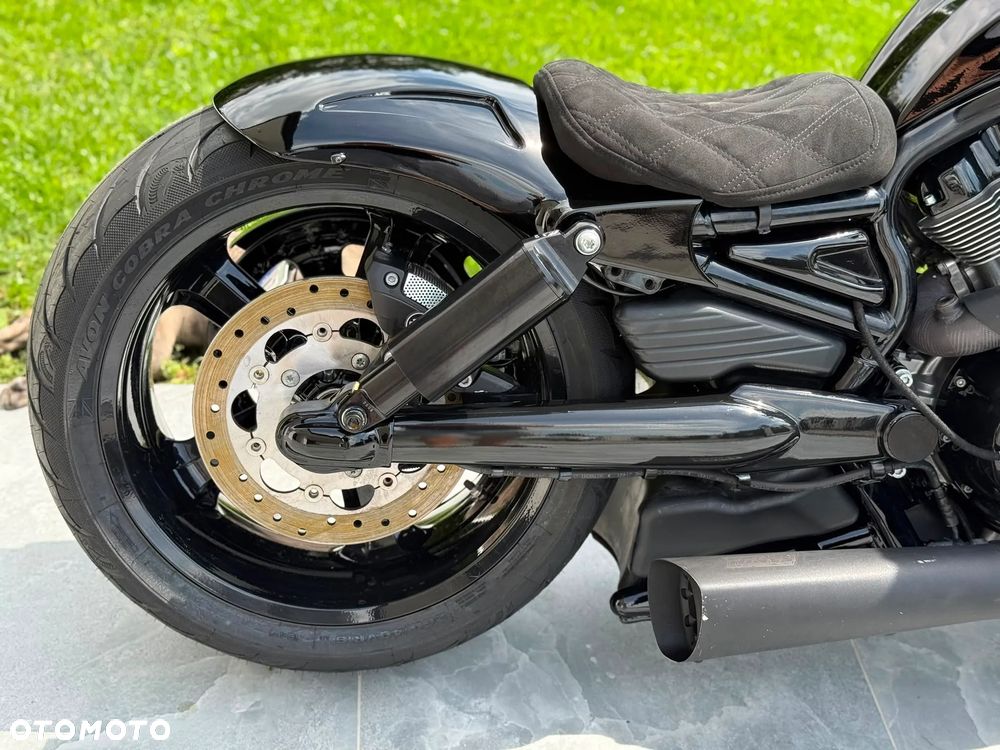 Harley-Davidson V-Rod Muscle - 17
