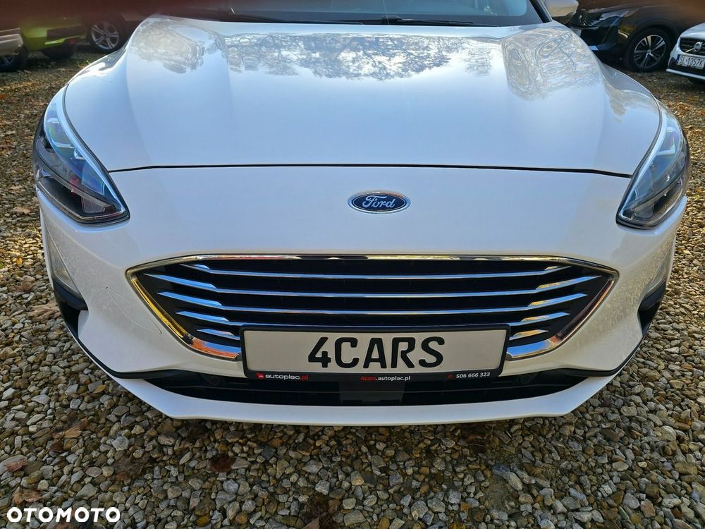 Ford Focus 1.0 EcoBoost STart-Stopp-System TITANIUM - 33