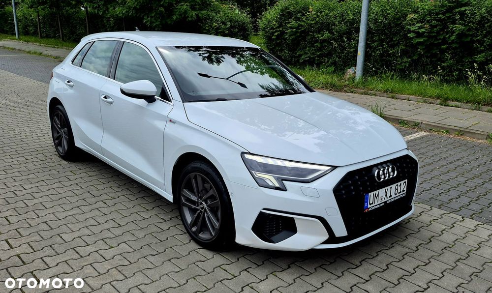 Audi A3 Sportback 35 TDI S Line S tronic - 1