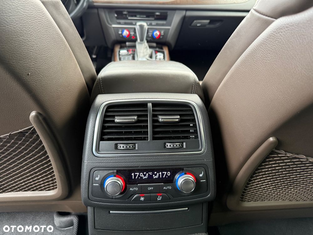 Audi A6 Allroad 3.0 TDI Quattro S tronic - 33