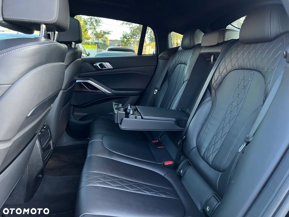 BMW X6 - 33
