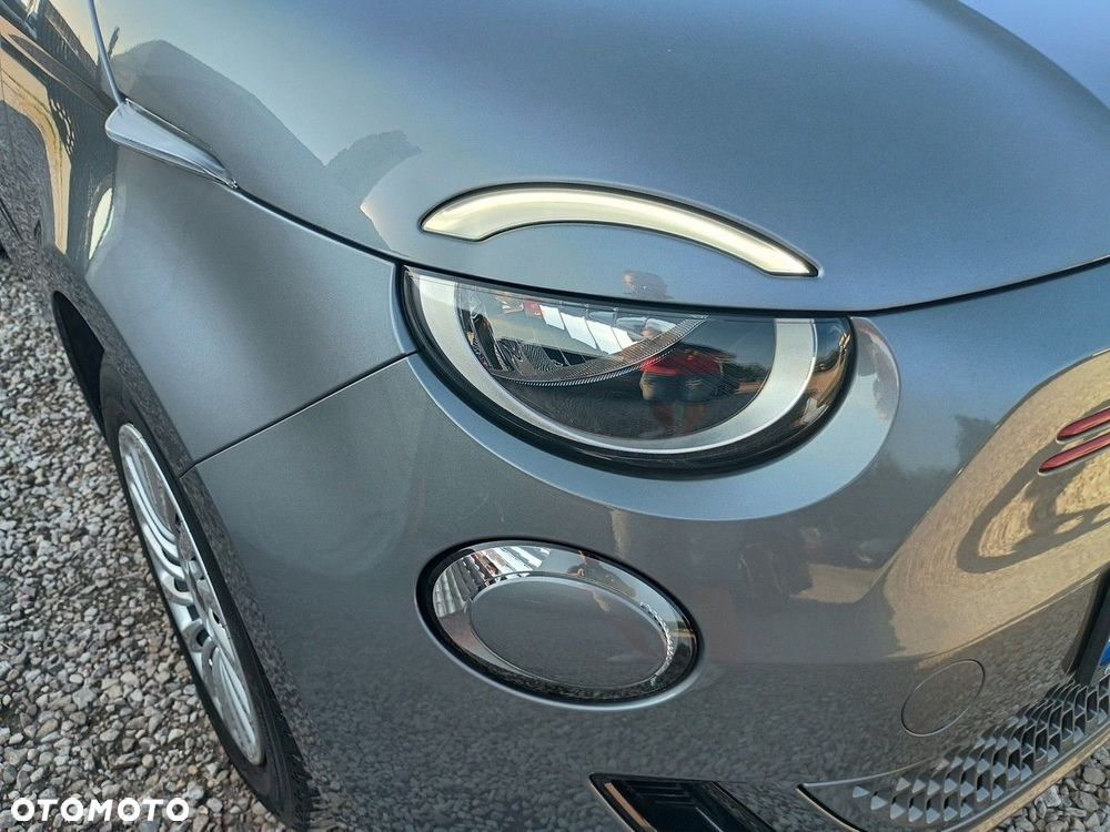 Fiat 500e - 12