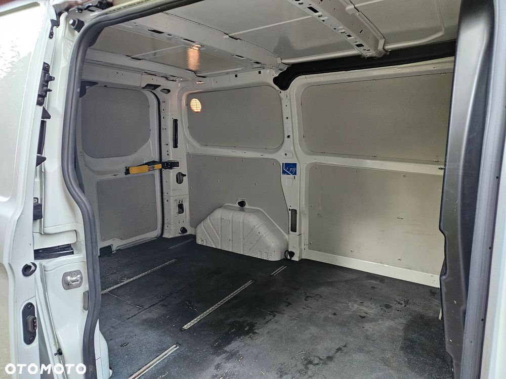 Ford Transit Custom - 12