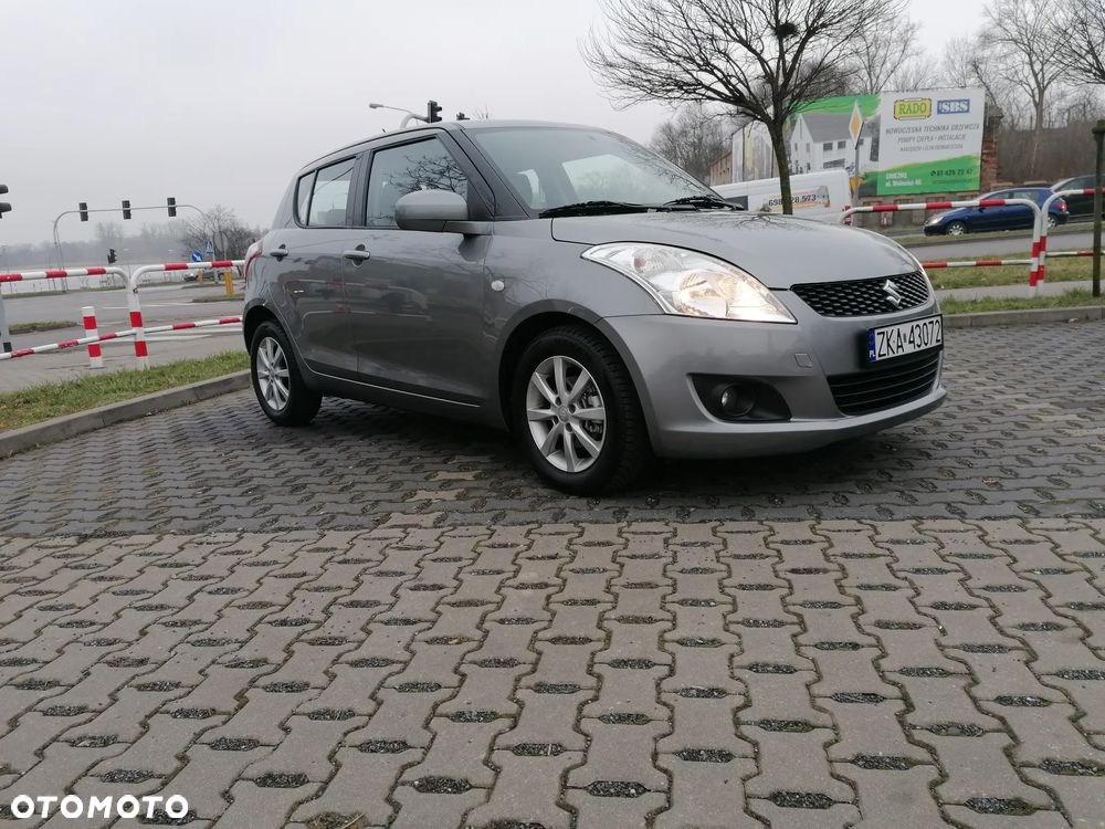 Suzuki Swift - 1