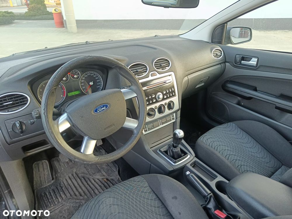 Ford Focus - 12